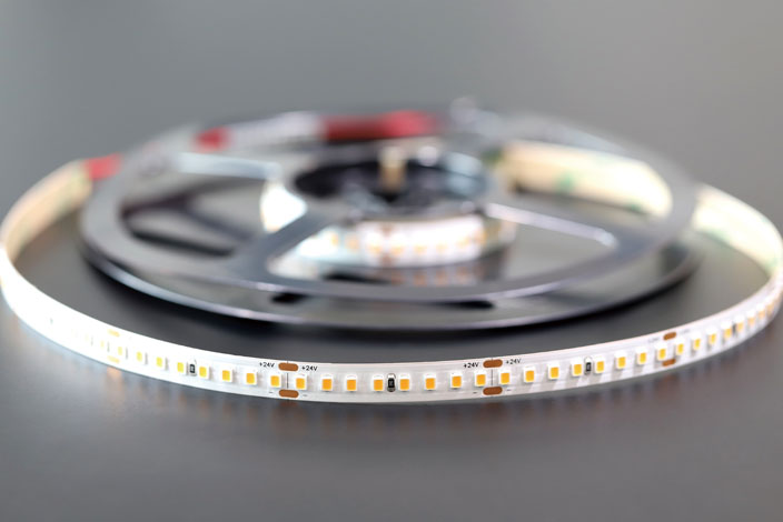 2835 160led/m 24v cri>95 19.2w led strip