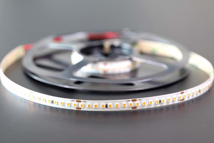 2835 160led/m 24v cri>95 r1-r15>90 19.2w led strip