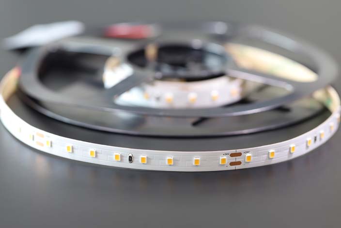 2835 80led/m 24v cri>95 14.4w led strip