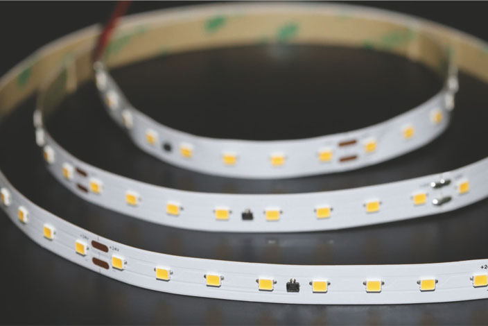 3040 80led/m 24v 14.4w led strip